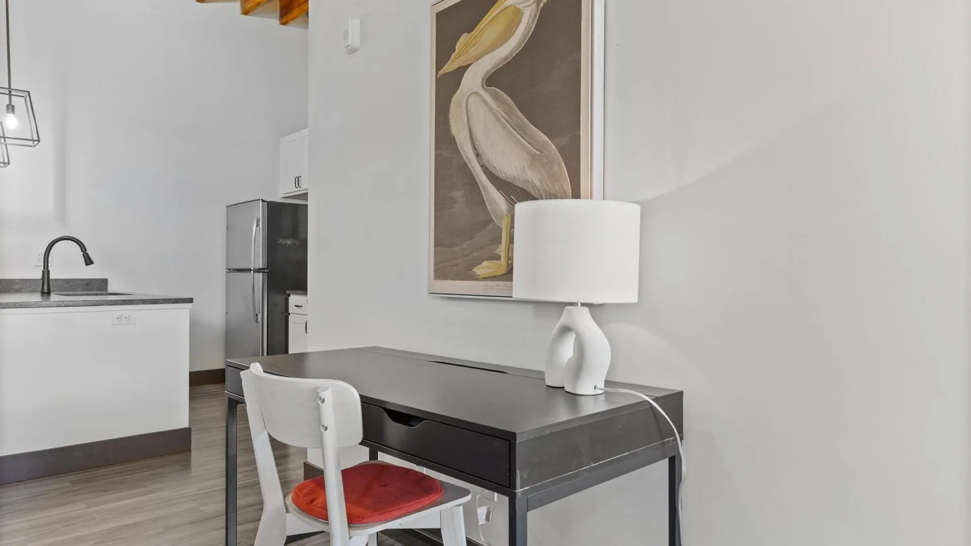 Riverfront Loft-Gated Parking-Wd-P102 Saint Louis Apartment